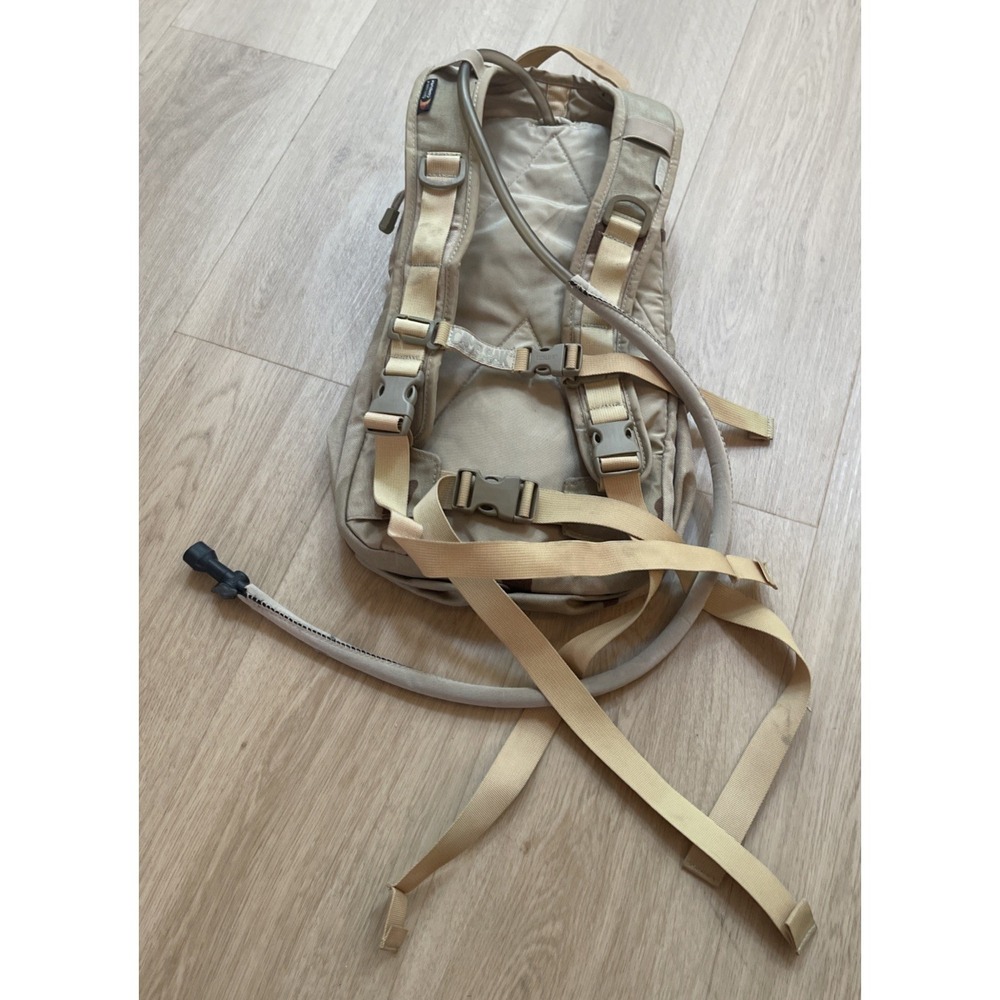 CamelBak Maximum Gear MULE Backpack Desert Camo Tactical Military Hydration Pack - Picture 3 of 8